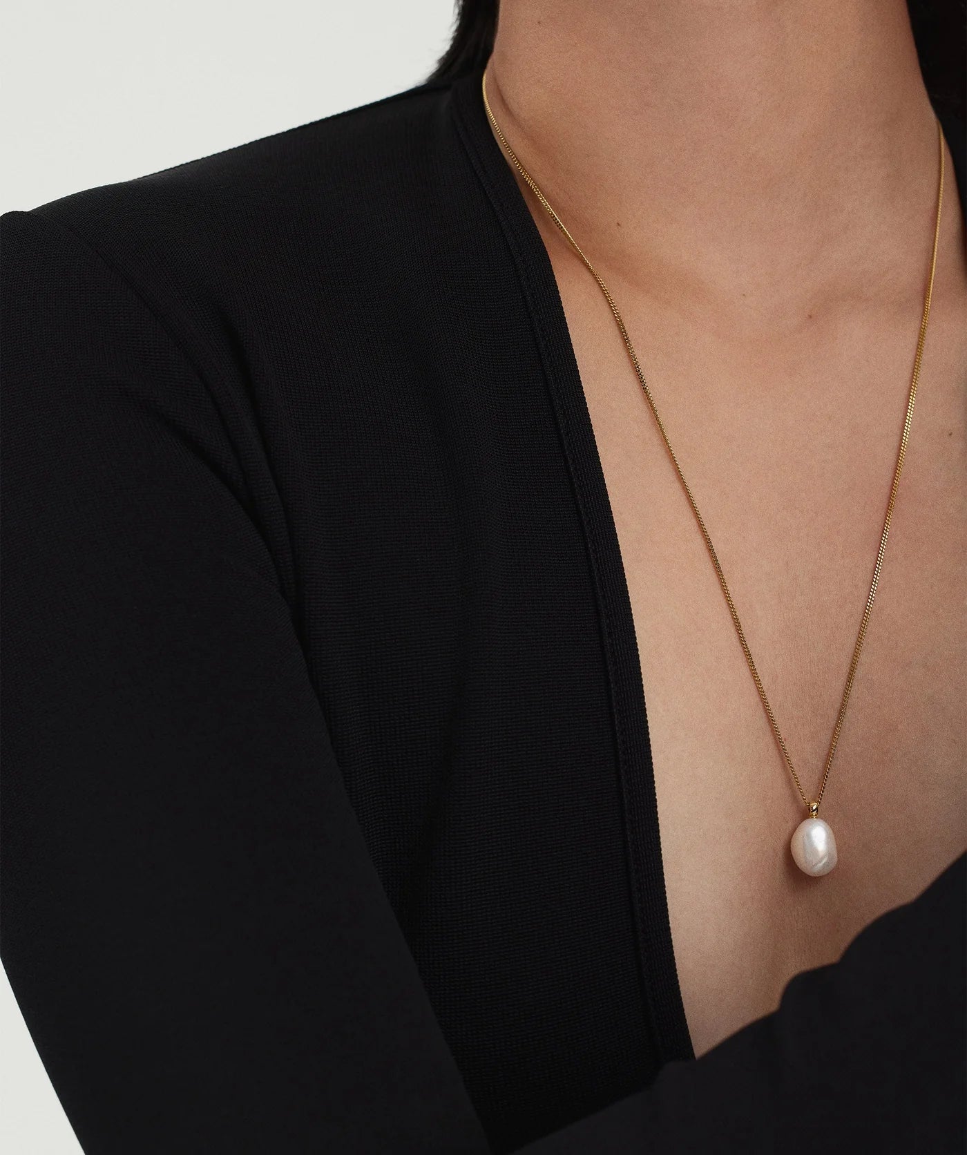Seren Pearl Necklace